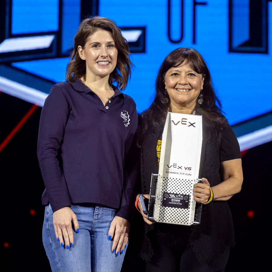 Rosa M. 'Mili' Rengifo accepts the Inspiration All Star Award at the 2025 VEX Robotics World Championship